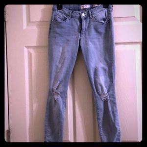 Jessica Simpson Capri jeans